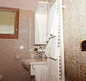 hotel-la-locanda.it-lombardy.com/